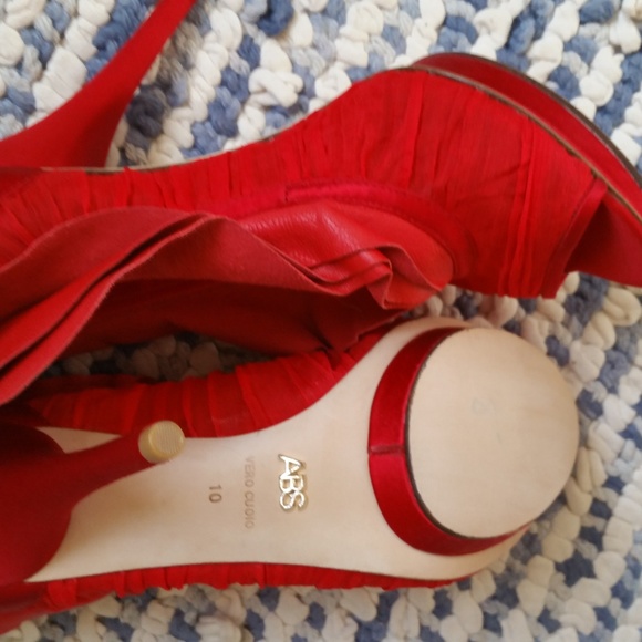 Allen Schwartz ABS Red Shoes Heels  NEW💖Pictures do not do these shoes justice! - Picture 3 of 8
